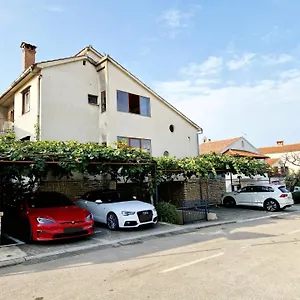  Apartment Mihaela Kroatien